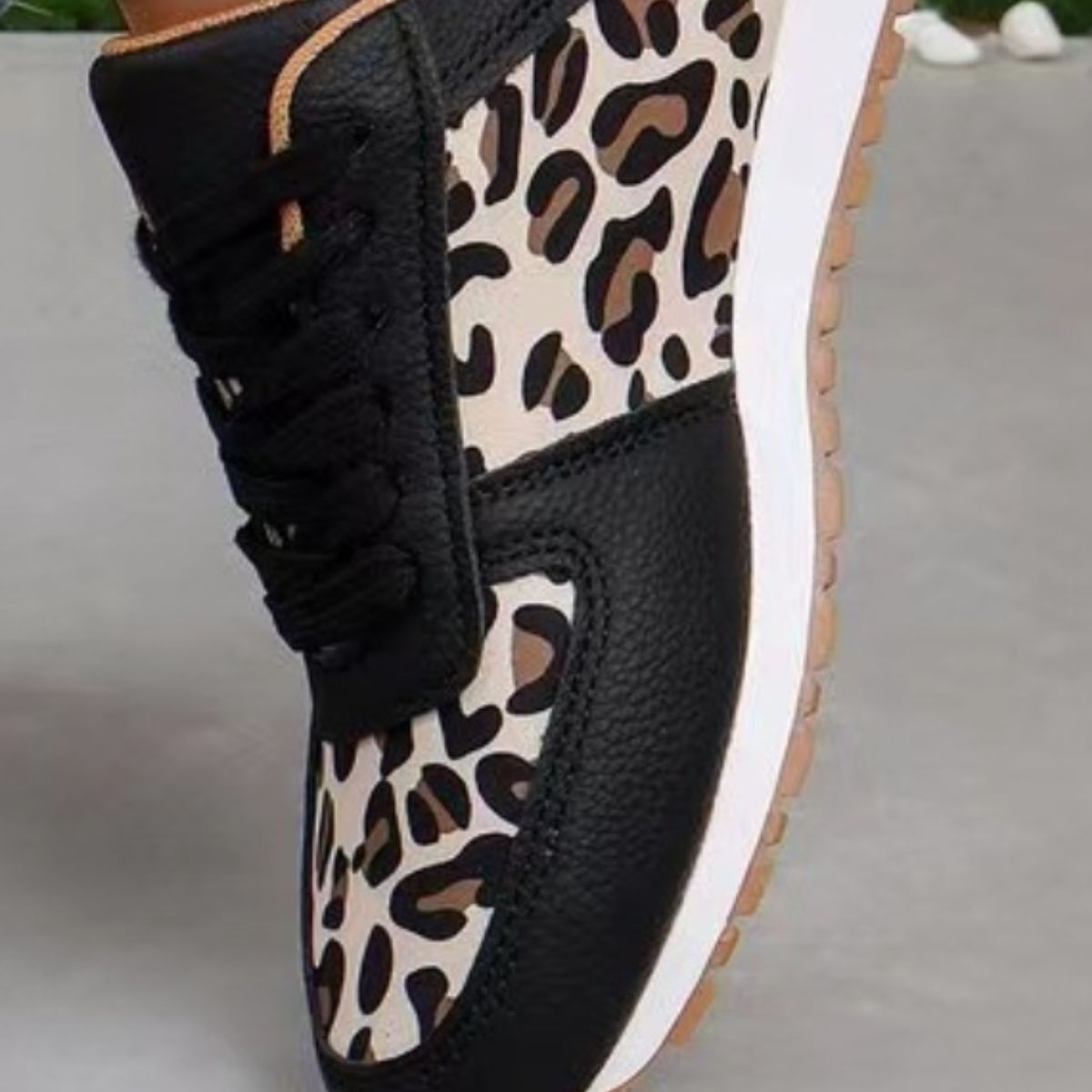 Tied Printed PU Leather Athletic Trendsi